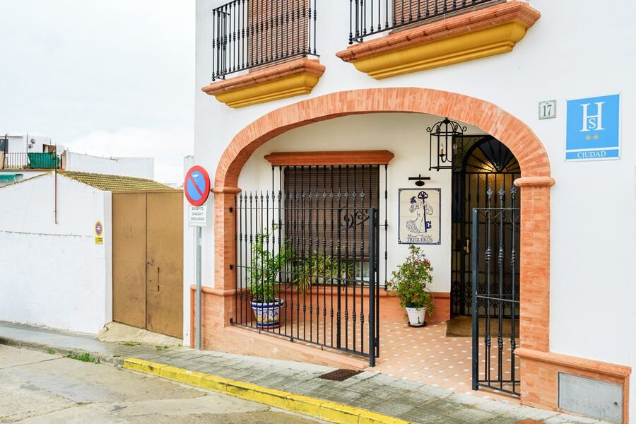 Hostal Ciudad Trigueros Exterior photo